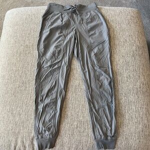 Lululemon Dance Studio Mid-Rise Jogger *Full Length Rhino Grey-Size 6